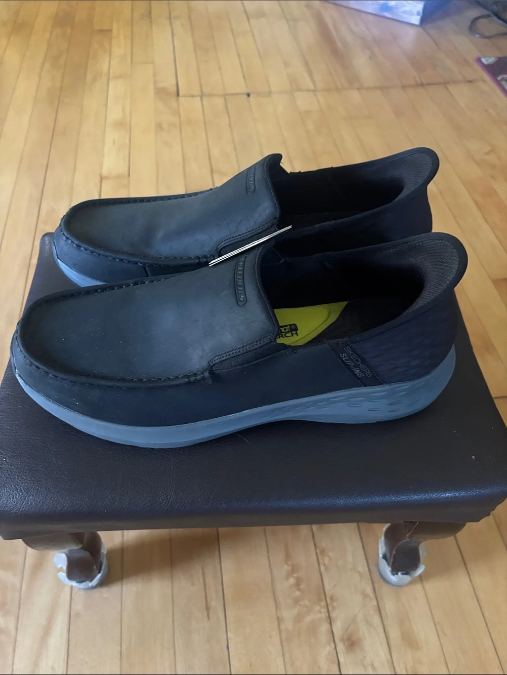 Skechers classic slip